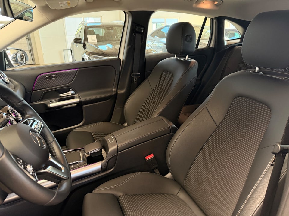 Mercedes EQA250 5d