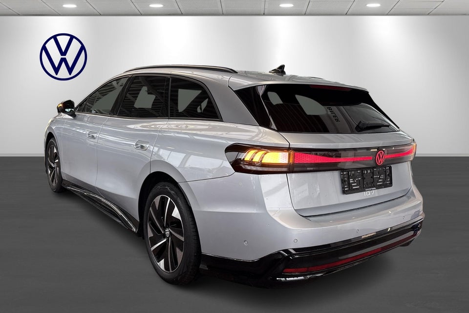 VW ID.7 86 Style S+ Tourer 5d