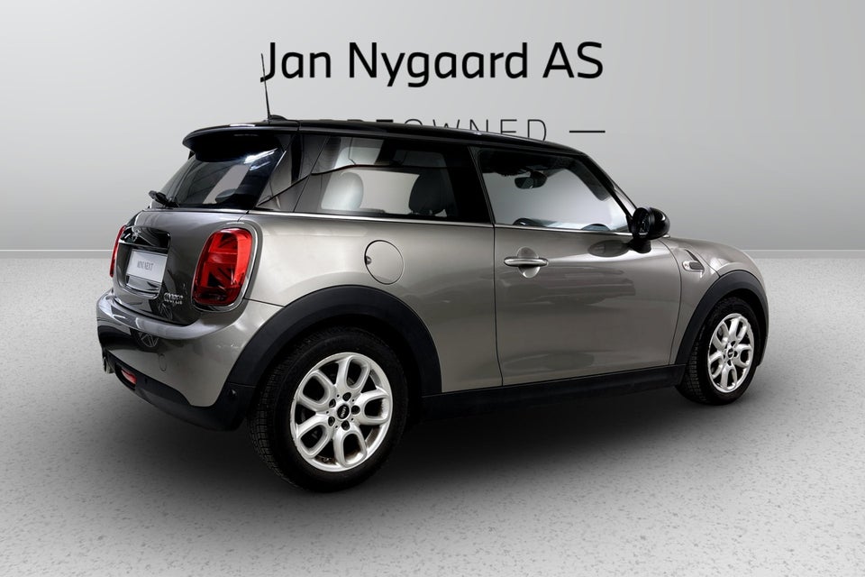 MINI Cooper 1,5 Essential aut. 3d
