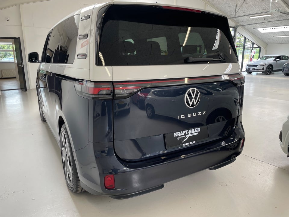 VW ID.Buzz 77 Pro SWB 5d