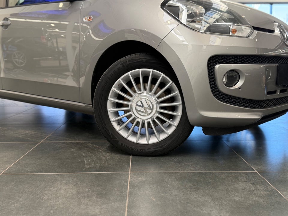 VW Up! 1,0 75 High Up! ASG 5d