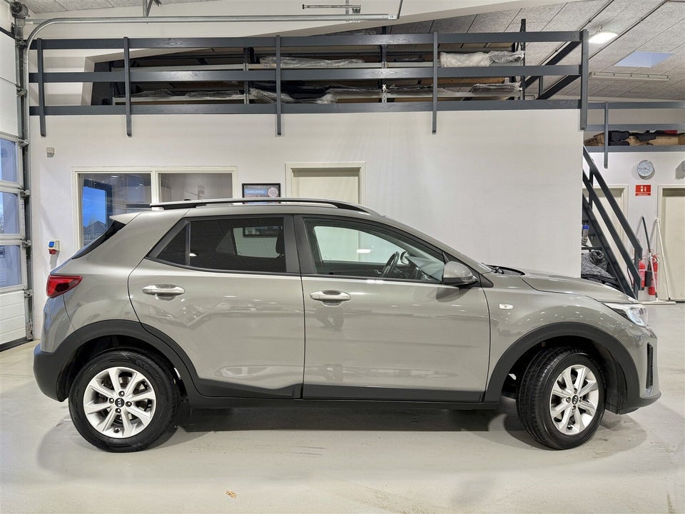 Kia Stonic 1,0 T-GDi Attraction+ 5d