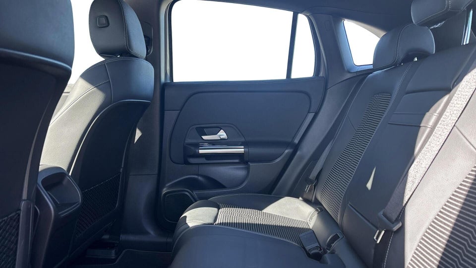 Mercedes EQA250 Progressive 5d