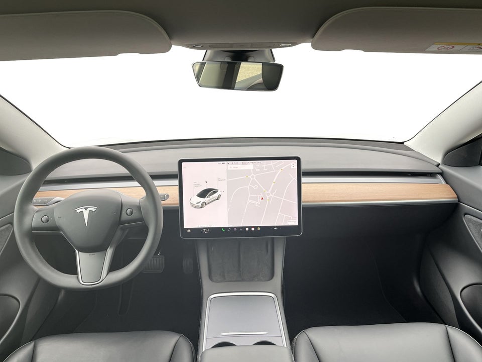 Tesla Model 3 Long Range AWD 4d