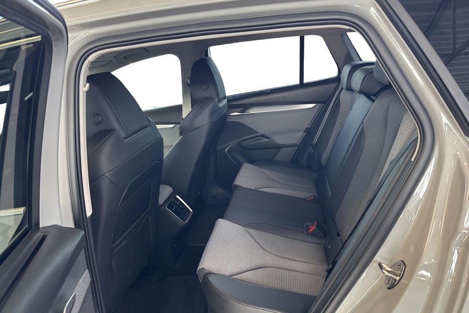 Skoda Enyaq 85 iV Premium 5d