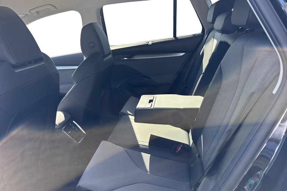 Skoda Enyaq 50 iV 5d