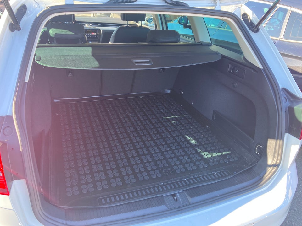 VW Passat 1,5 TSi 150 Highline Variant DSG 5d