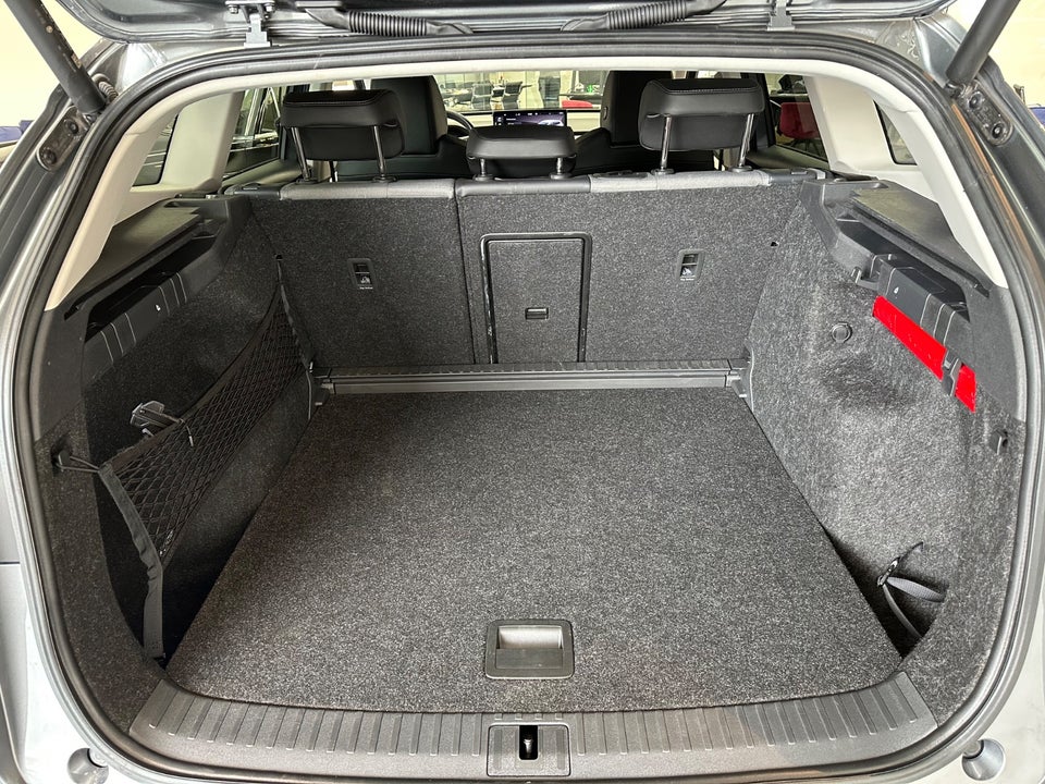 Skoda Enyaq 80 iV Loft 5d