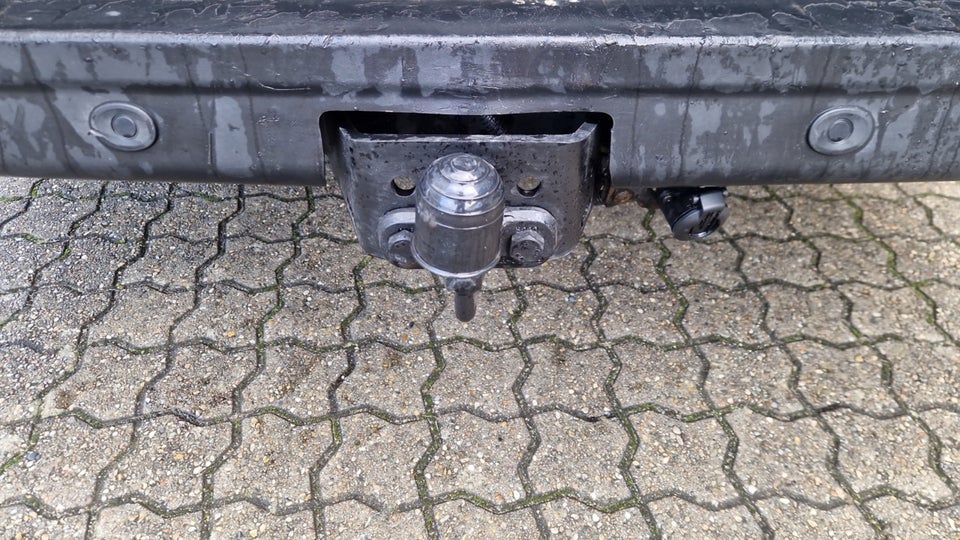 Renault Master IV T33 2,3 dCi 150 L2H2 Kassevogn