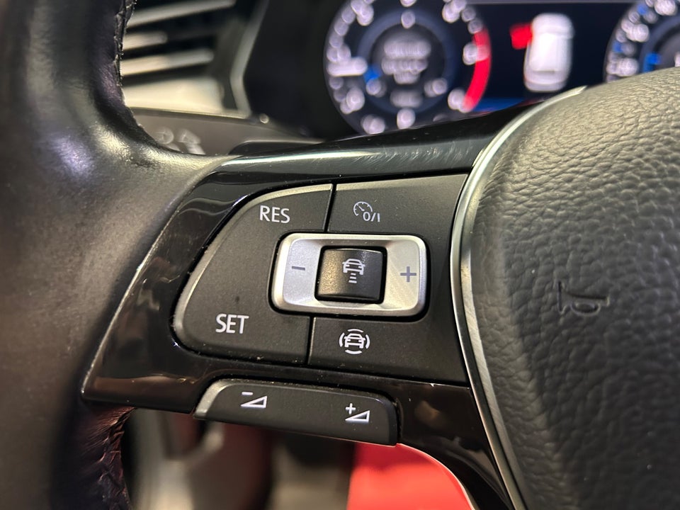 VW Passat 2,0 TDi 150 Comfortline Premium Variant DSG 5d