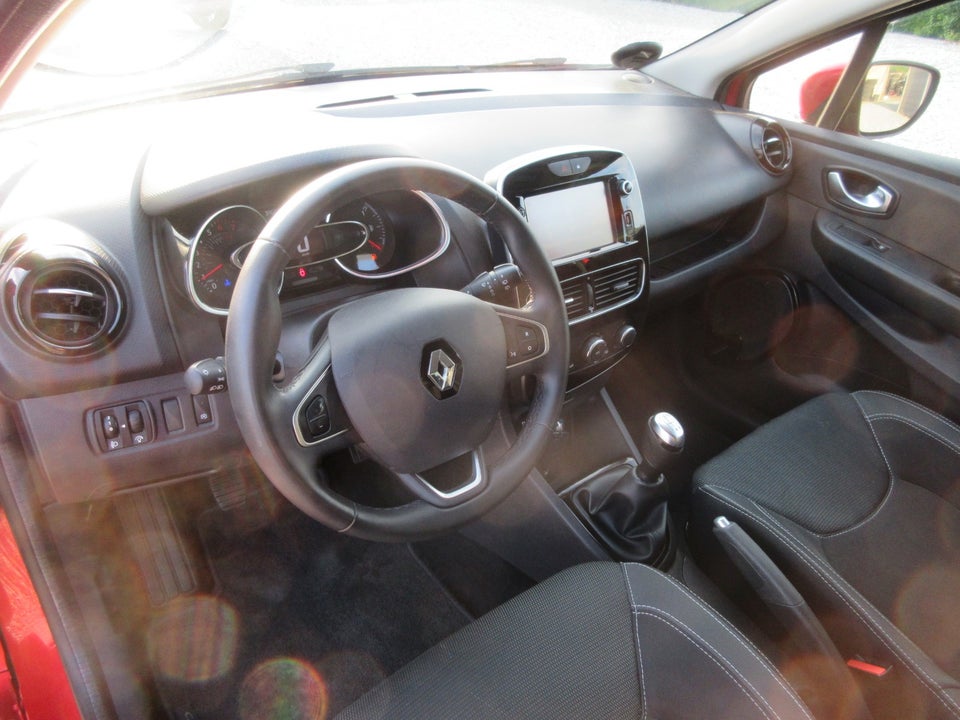 Renault Clio IV 0,9 TCe 75 Zen Sport Tourer 5d