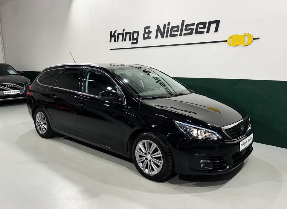 Peugeot 308 1,5 BlueHDi 130 Allure Sky SW 5d
