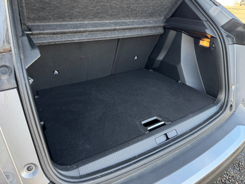 Peugeot e-2008 50 GT 5d