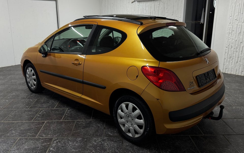 Peugeot 207 1,6 HDi 109 Premium 3d