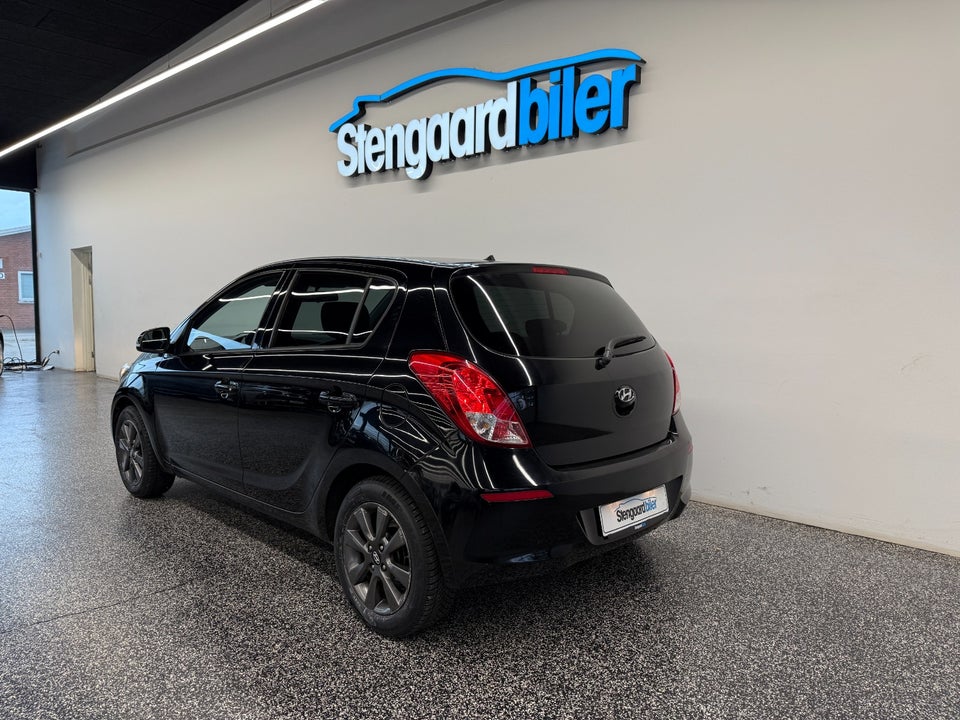 Hyundai i20 1,25 Classic Go! 5d