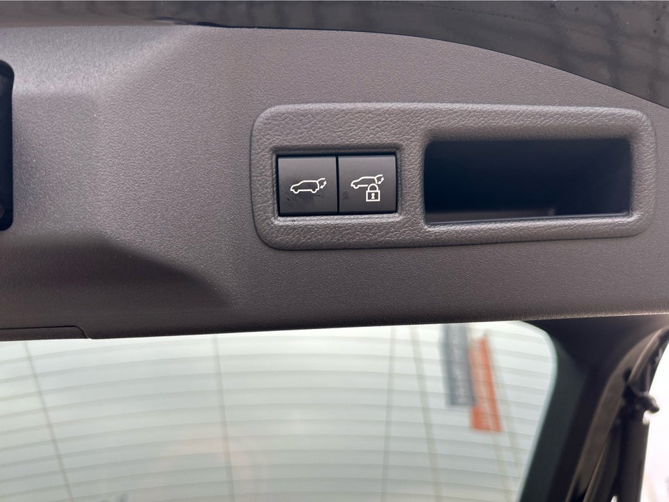 Toyota bZ4X Business+ 5d