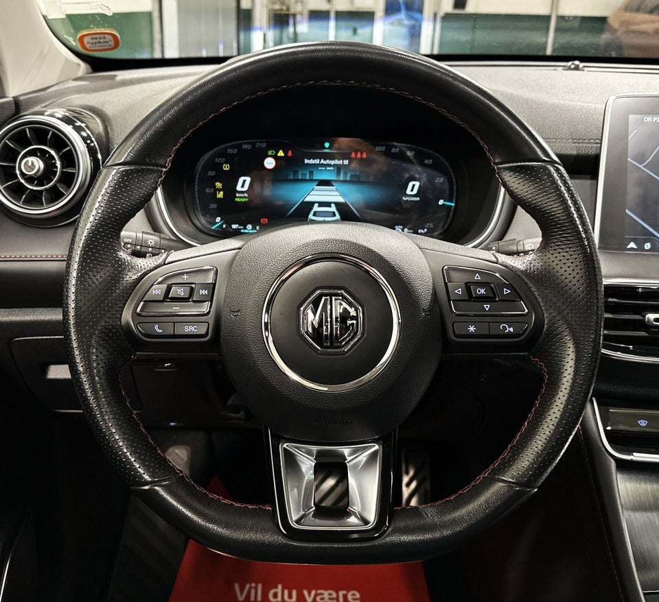 MG EHS 1,5 PHEV Luxury 5d