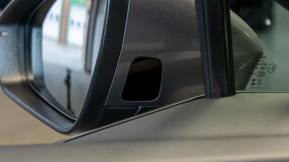 Audi Q4 e-tron 45 quattro 5d