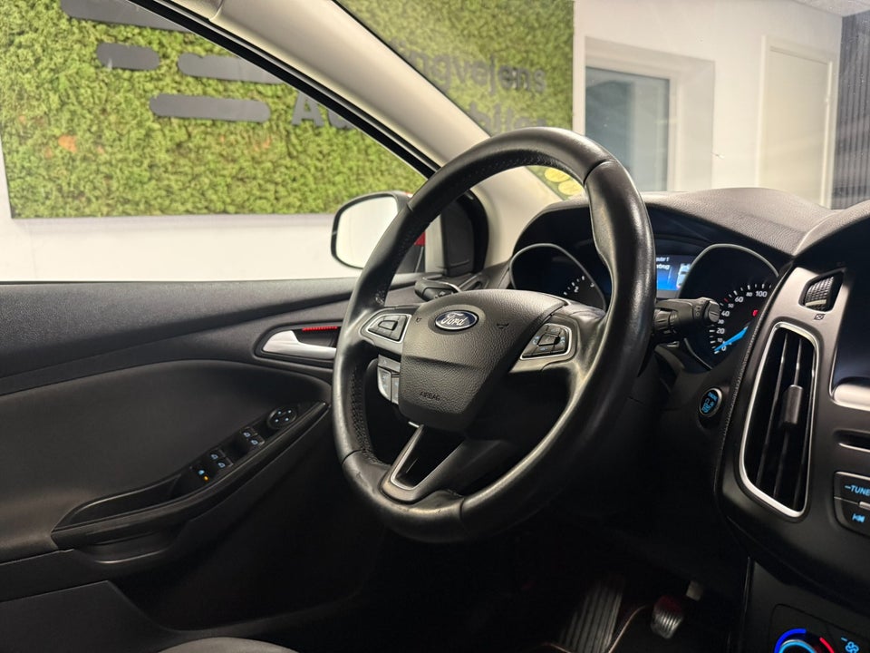 Ford Focus 1,5 TDCi 105 Titanium ECO 5d