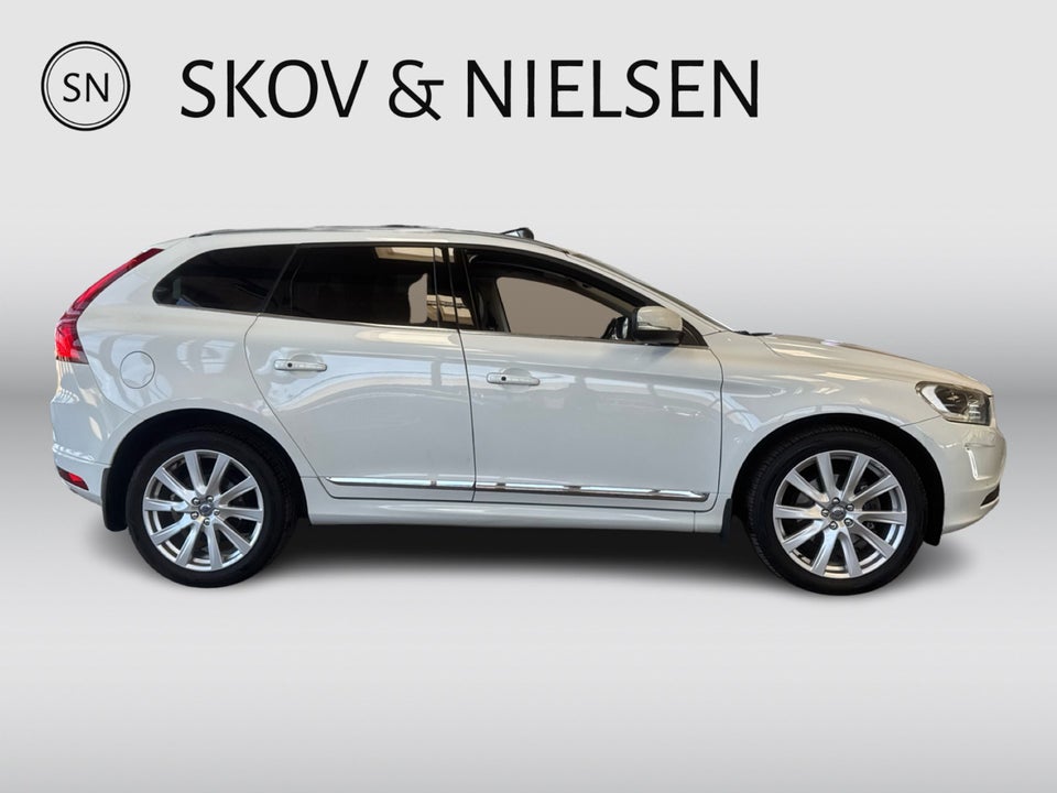 Volvo XC60 2,0 D4 190 Summum aut. 5d