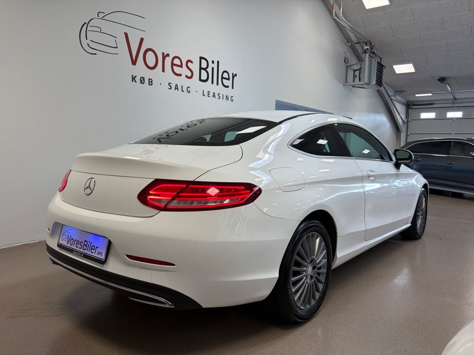 Mercedes C180 1,6 Coupé aut. 2d