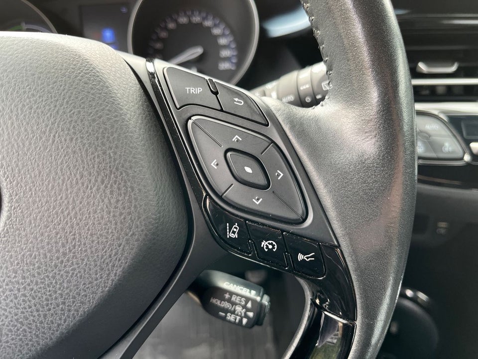 Toyota C-HR 2,0 Hybrid C-LUB Premium CVT 5d