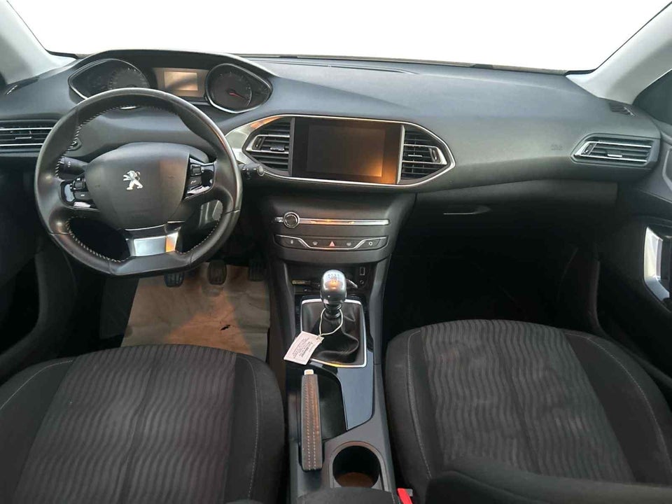 Peugeot 308 1,6 BlueHDi 120 Active SW 5d