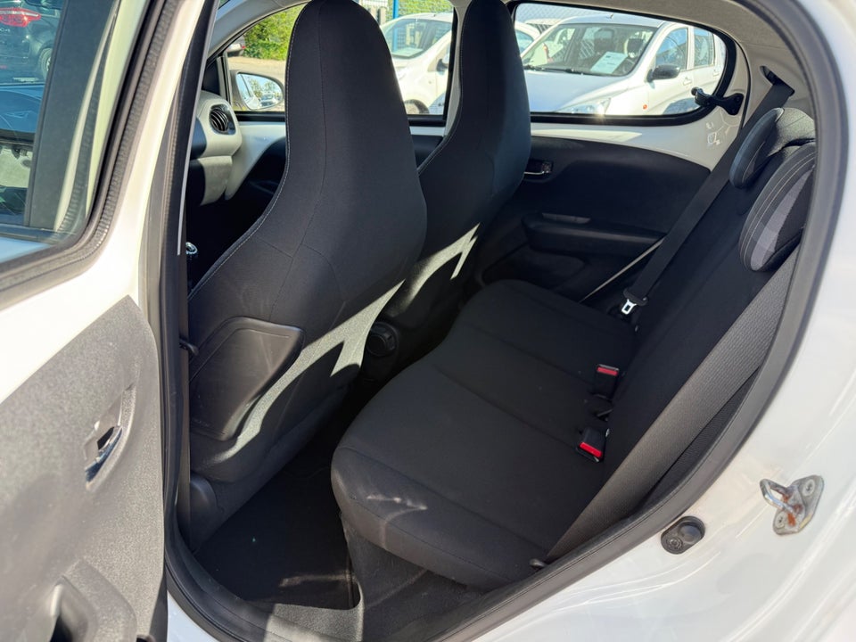 Peugeot 108 1,0 e-VTi 72 Allure+ 5d