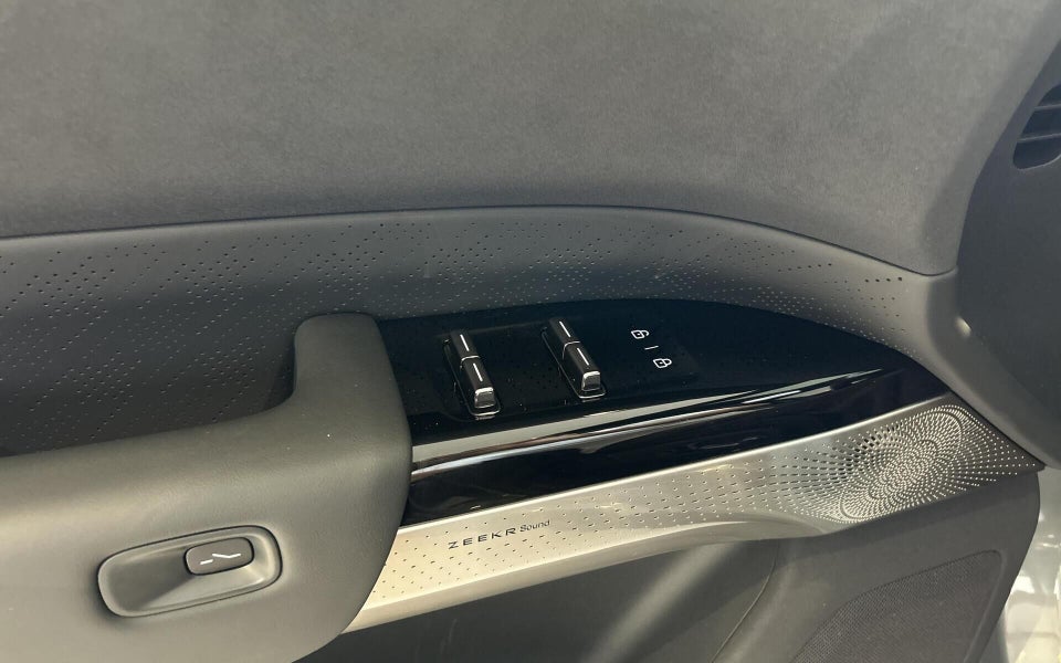 Zeekr 7X Privilege AWD 5d