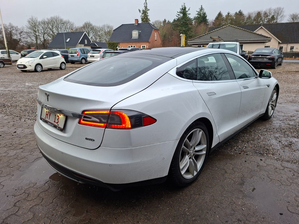 Tesla Model S 85D 5d