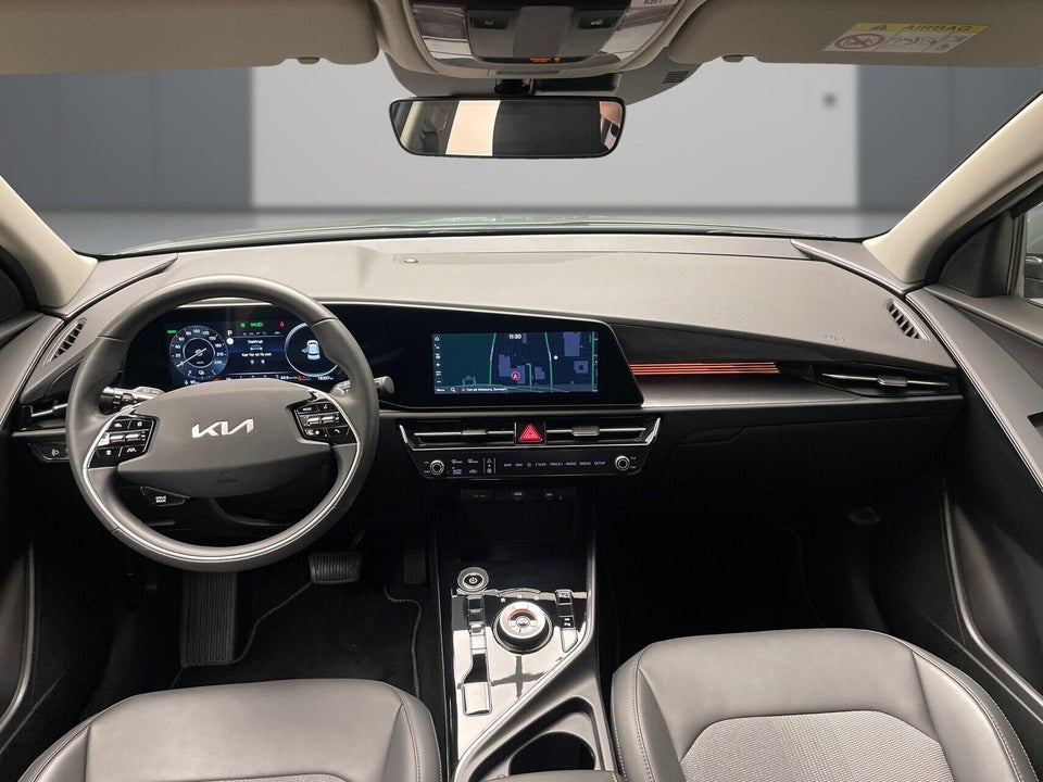 Kia Niro 64 EV Prestige 5d