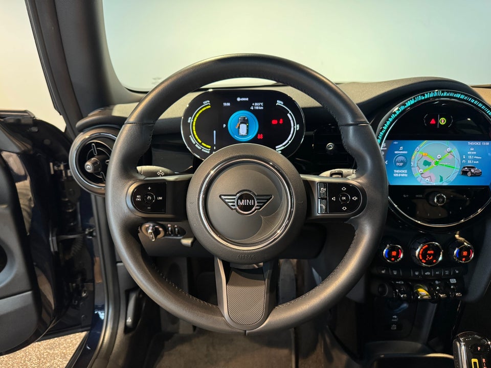MINI Cooper SE Yours Trim 3d