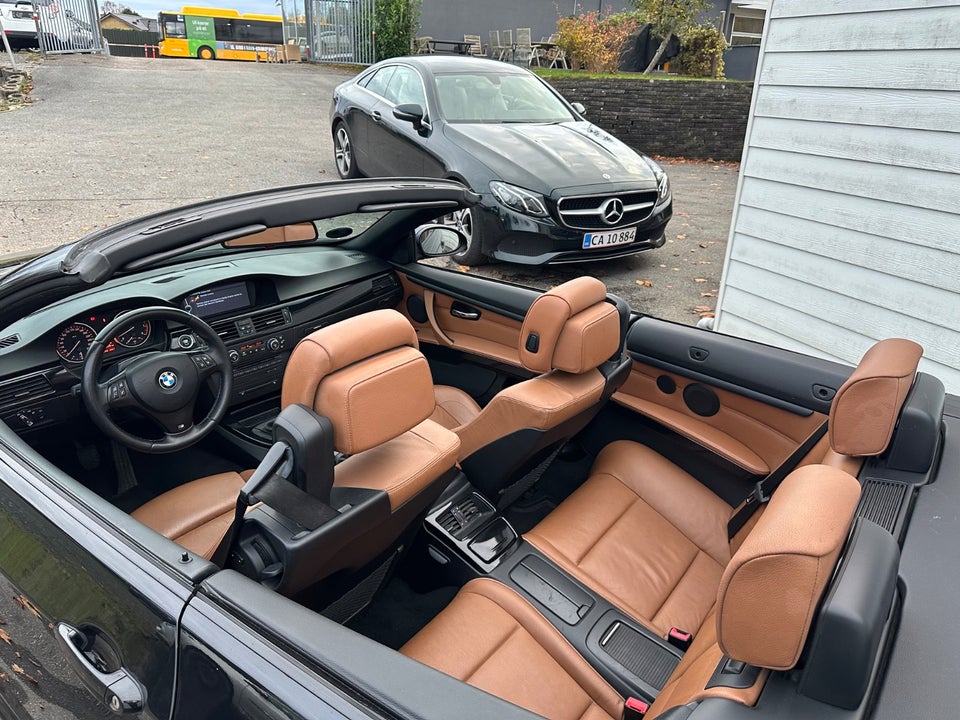 BMW 335i 3,0 Cabriolet 2d