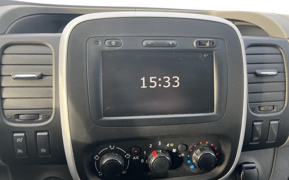 Nissan NV300 1,6 dCi 125 L2H1 Working Star