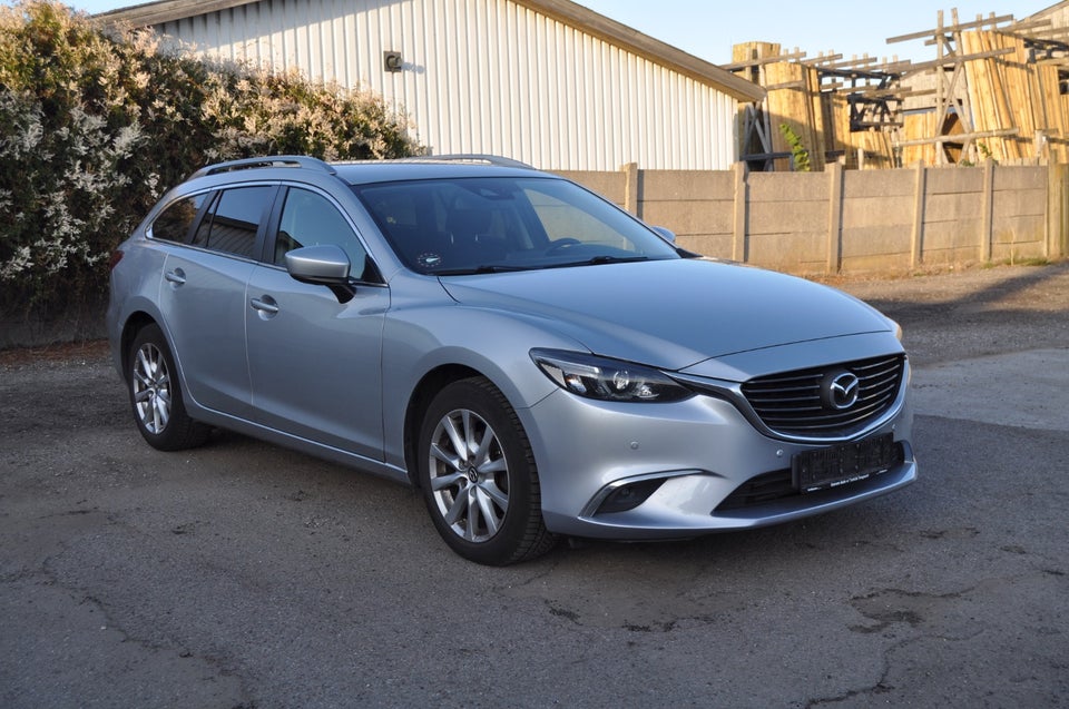 Mazda 6 2,2 SkyActiv-D 150 Core stc. aut. 5d