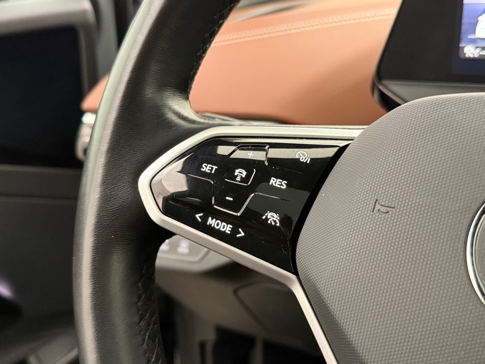 VW ID.4 77 Pro Performance Tech 5d