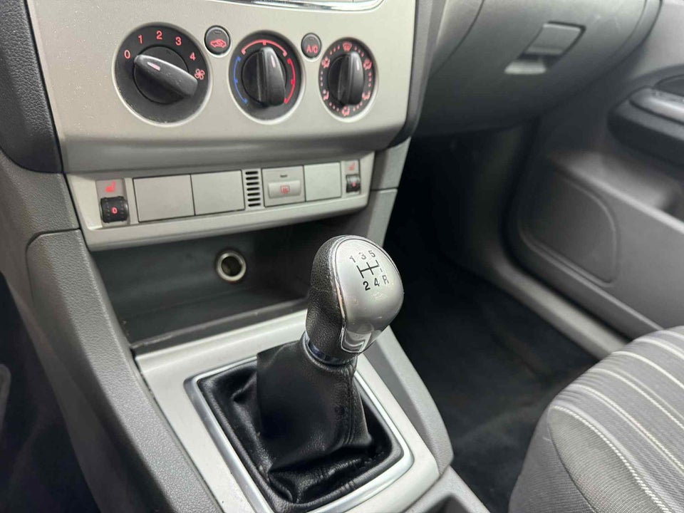 Ford Focus 1,6 TDCi 90 Trend stc. 5d