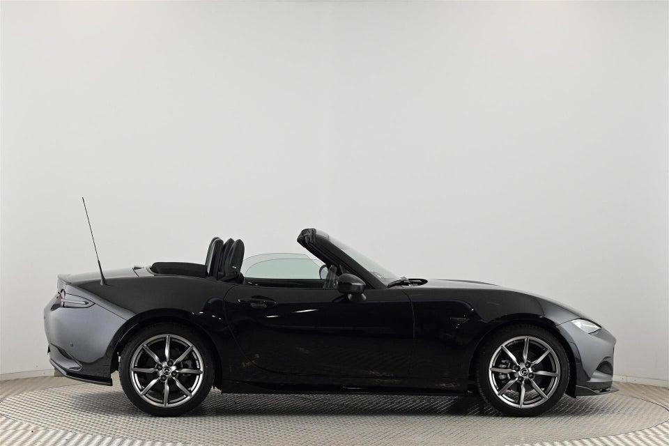 Mazda MX-5 2,0 SkyActiv-G 184 Roadster Exclusive-Line 2d
