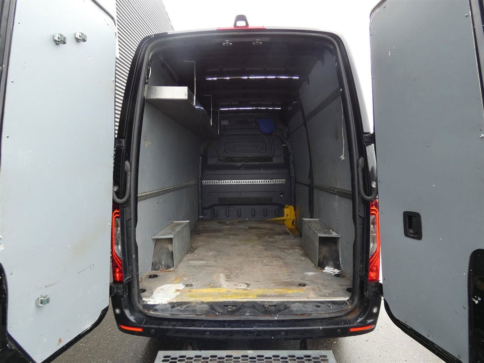 Mercedes Sprinter 316 2,2 CDi A2 Kassevogn aut. RWD