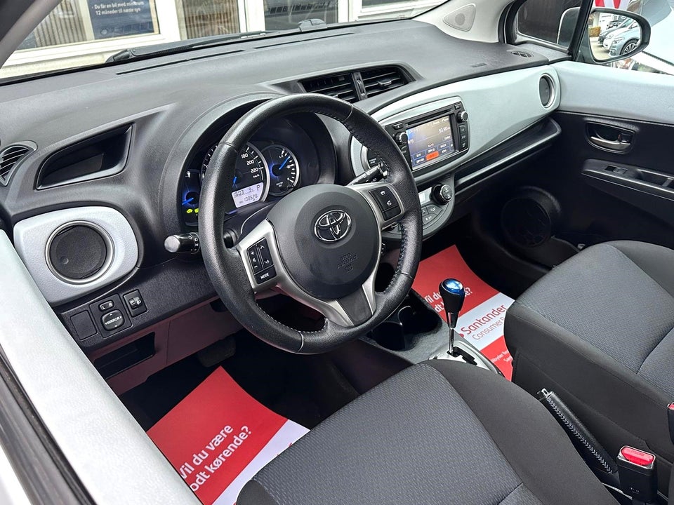 Toyota Yaris 1,5 Hybrid H2 Touch CVT 5d