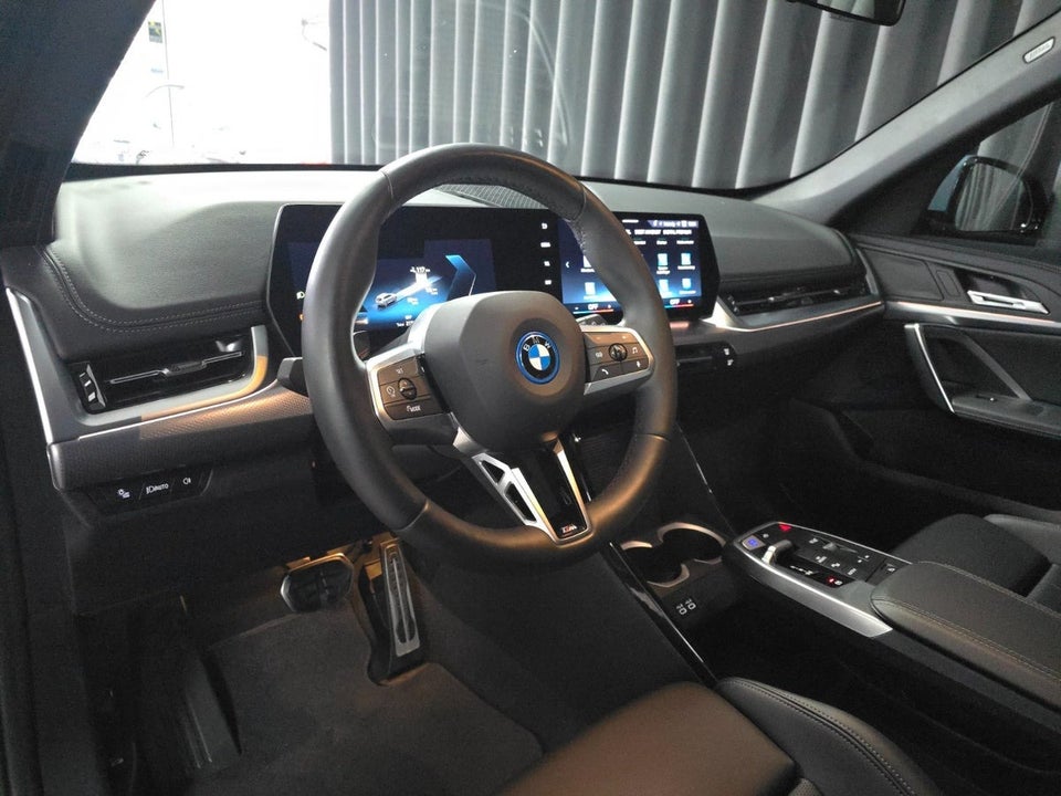 BMW iX1 eDrive20 M-Sport 5d