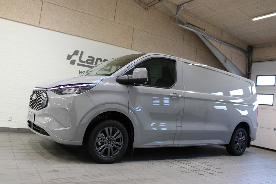Ford E-Transit Custom 340 L2 64 Limited