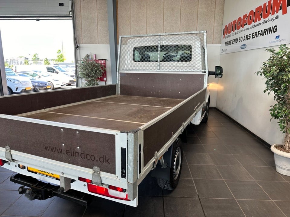 VW Crafter 35 2,0 TDi 177 Ladvogn L3