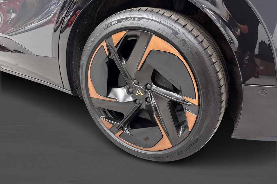 Cupra Tavascan 77 Adrenaline 5d