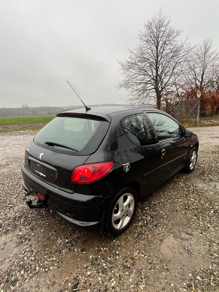 Peugeot 206 1,6 S16 3d