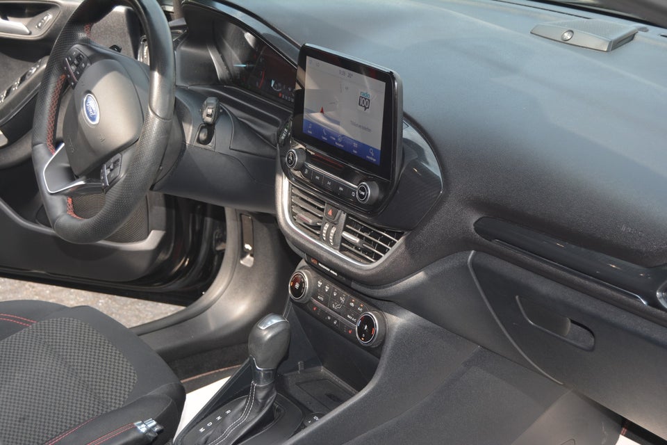 Ford Fiesta 1,0 EcoBoost mHEV Titanium X DCT 5d