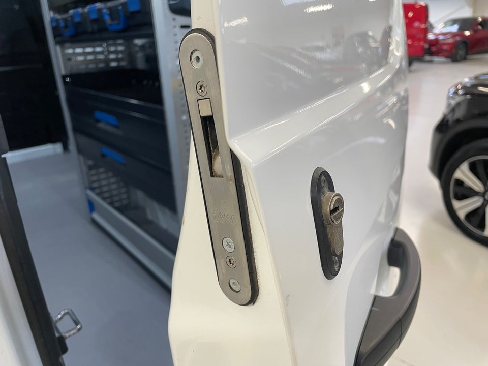 Ford Transit Custom 300L 2,0 TDCi 130 Trend aut.