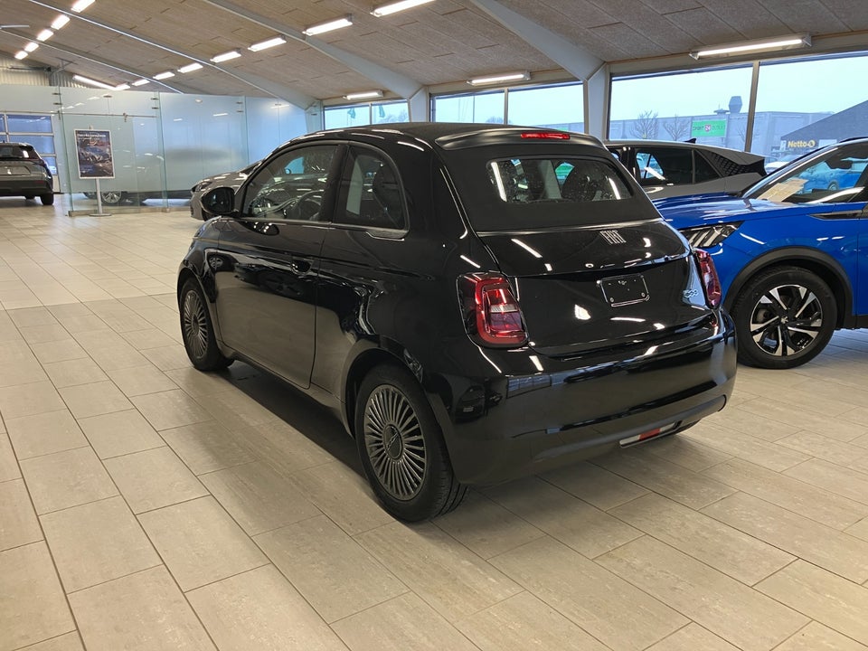 Fiat 500e 42 Icon Cabrio 2d