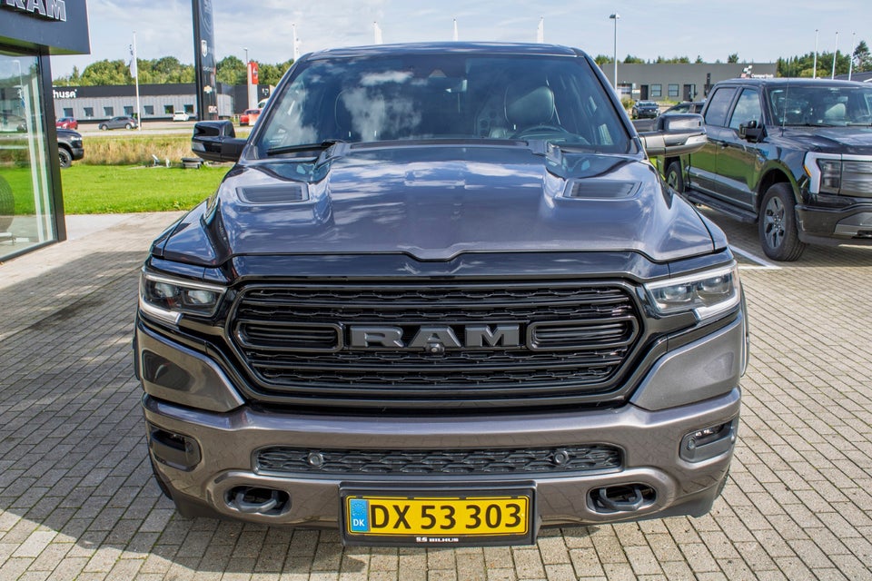 Dodge RAM 1500 5,7 V8 Hemi Limited Night aut. 4d
