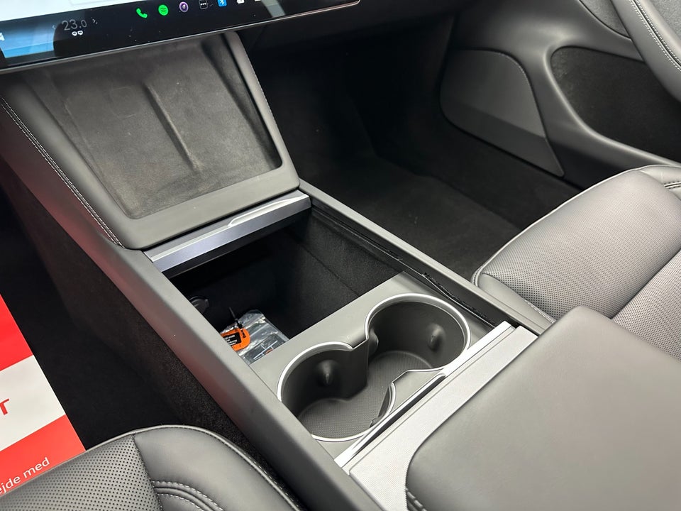 Tesla Model 3 RWD 4d